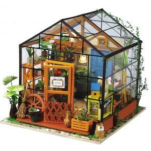 DG104-DIY-house-kathy-green-house-300x300-1649945685.jpeg